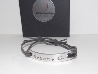 Unisex mama or daddy bear adjustable bracelet , pick your wording bracelet , gift for mom or dad, personalized bracelet, gift for him or her - image3